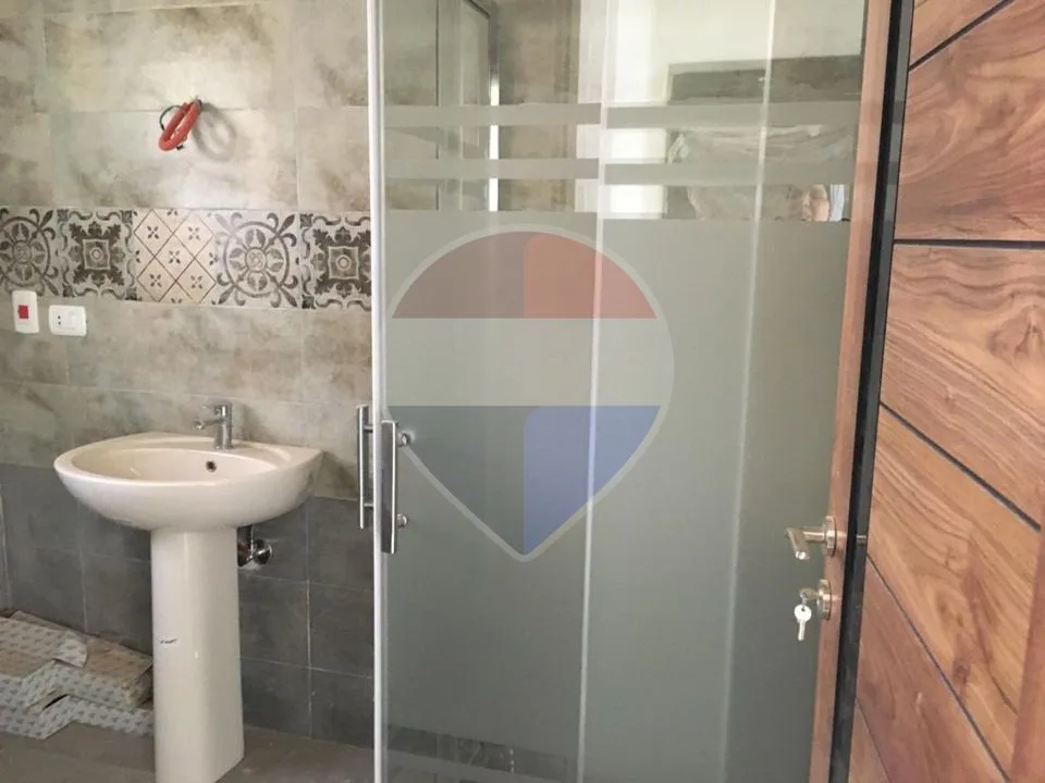 Penthouse for sale in Garden Hills