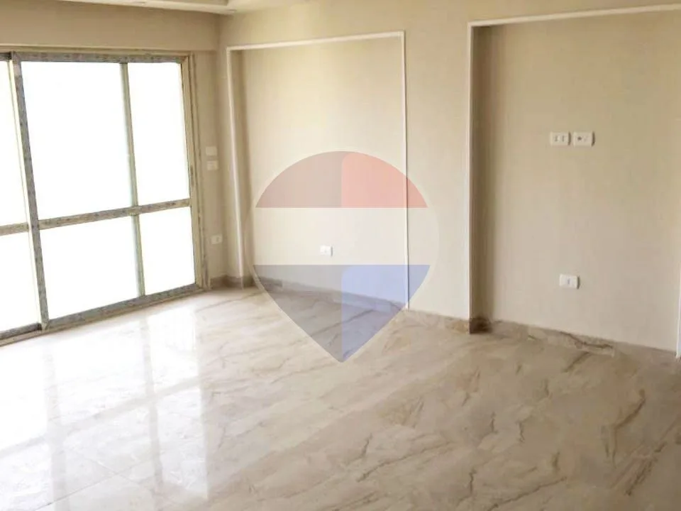 Penthouse for sale in Garden Hills