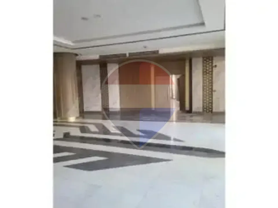 Administrative f building 9000m For rent