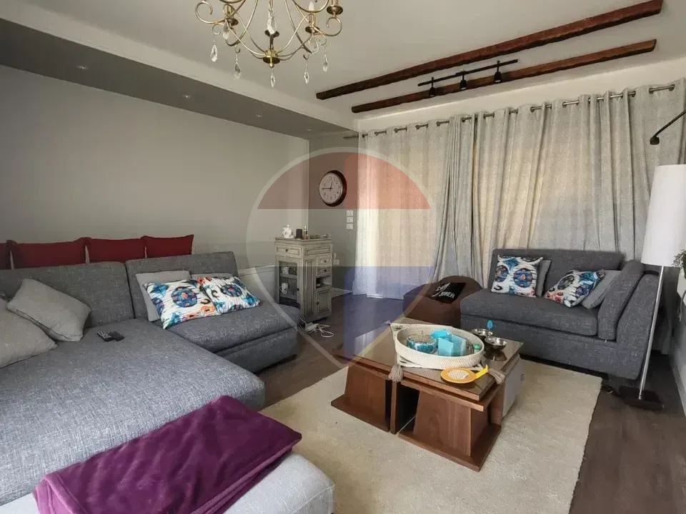 Semi-furnished I-Villa Roof in Mountain View