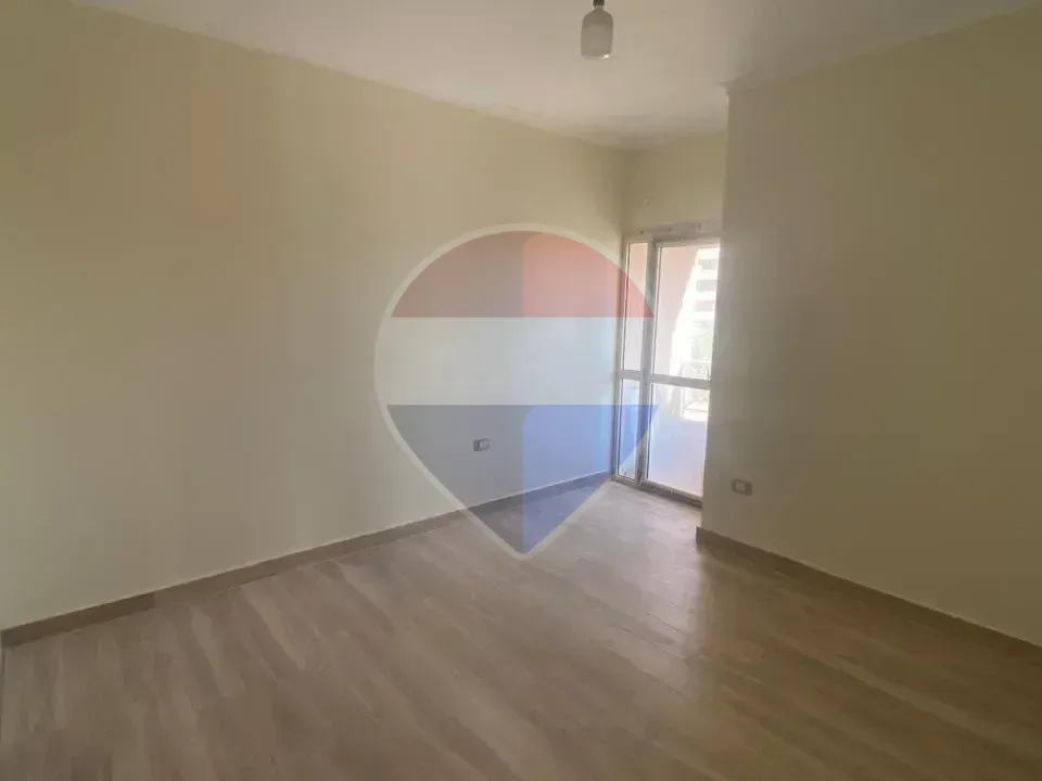 شقة فيو مميز في كمبوند المروج