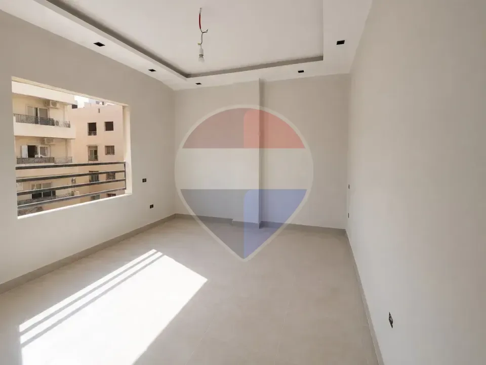 90% Finishing apartment in The 16th District - Zayed