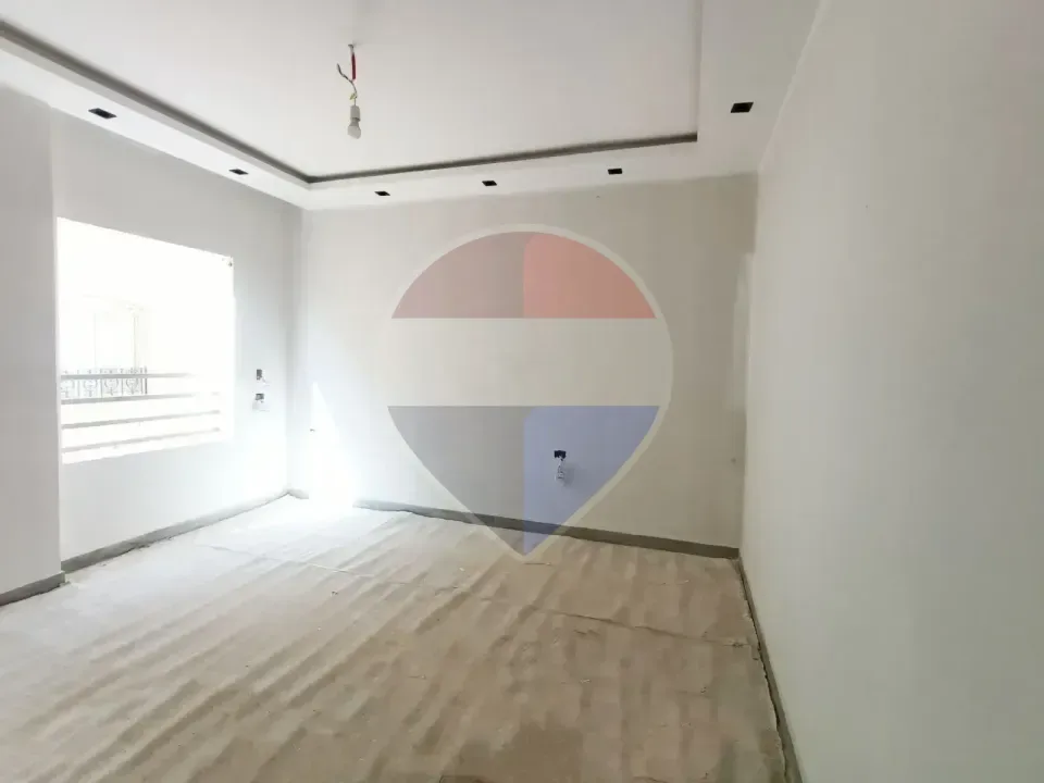 90% Finishing apartment in The 16th District - Zayed