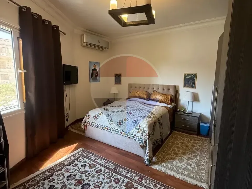 Fully Furnished Apartment in Beverly Hills