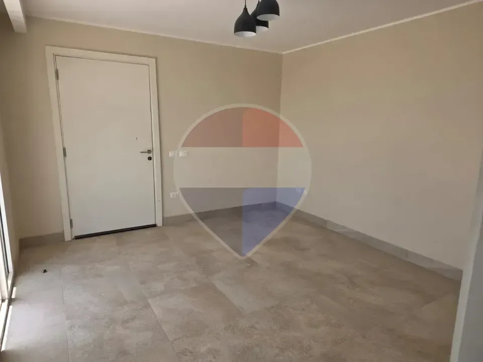Furnished Studio with a Spacious Private Roof