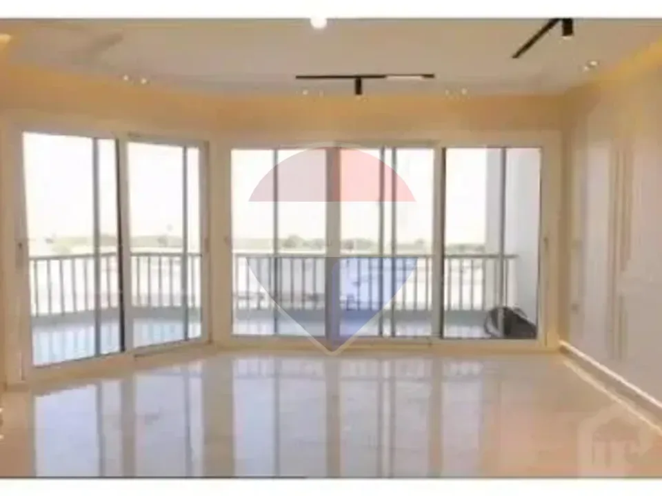 Semi furnished Apartment for rent in Hyde Park