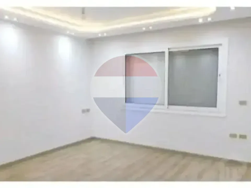 Semi furnished Apartment for rent in Hyde Park