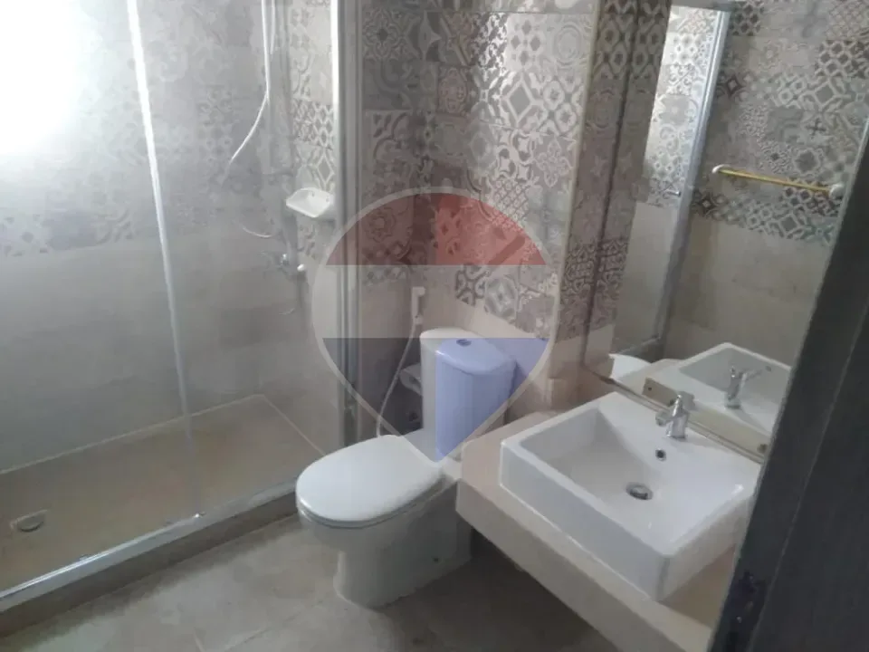 شقة مميزة للإبجار داخل Courtyard AEON بمساحة كبيرة