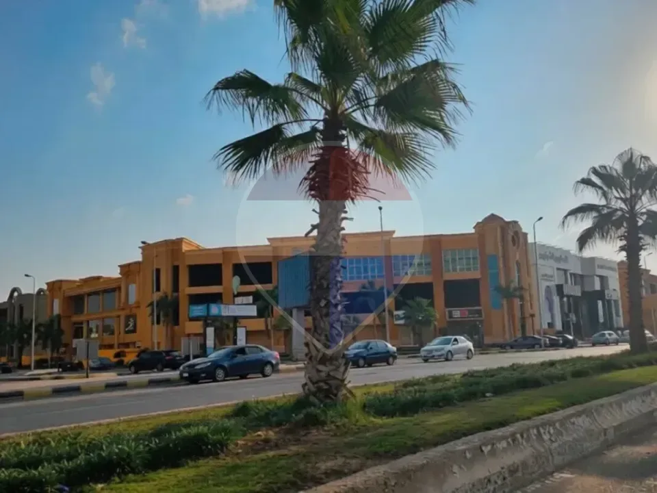 Office for Rent in Legenda Mall-SuperLux Finishing
