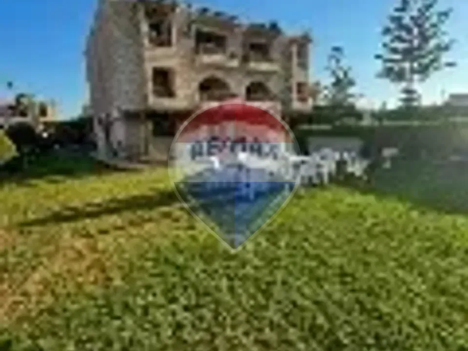 Luxury chalet at Marina 4 for sale