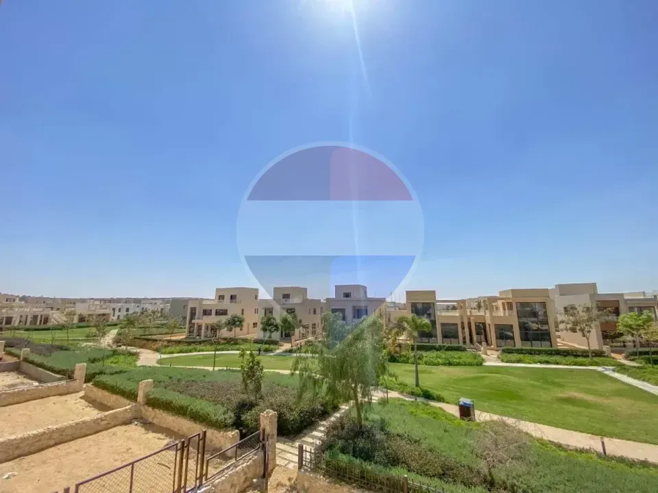 شقة للإيجار | O West | 195 م² | موقع مميز