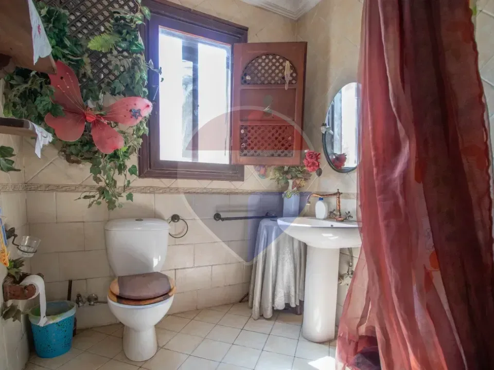 Luxury finishing townhouse in Zayed 2000