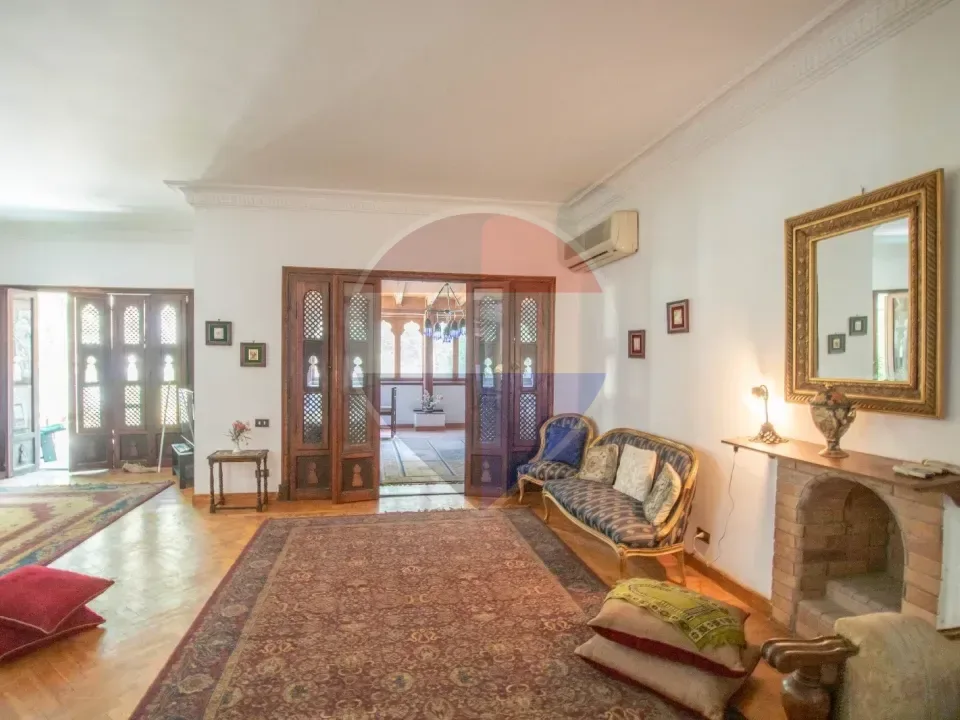 Luxury finishing townhouse in Zayed 2000
