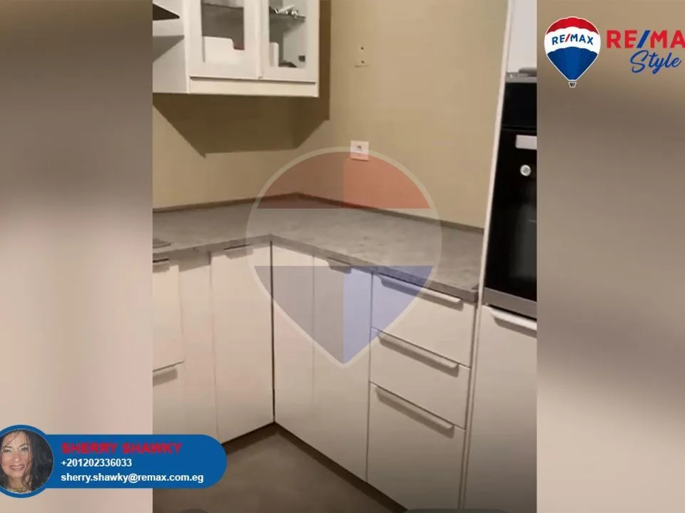 Villa 160 sqm for rent in compound Villette