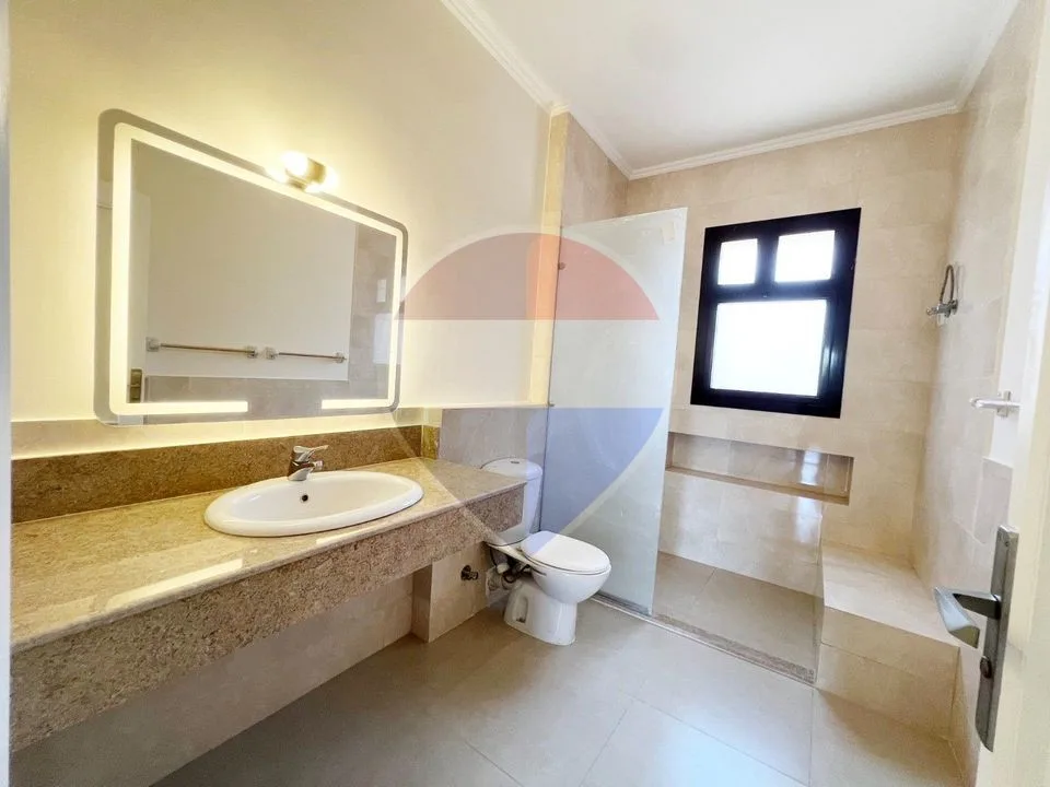 Spacious Apartment for Rent in Casa compound