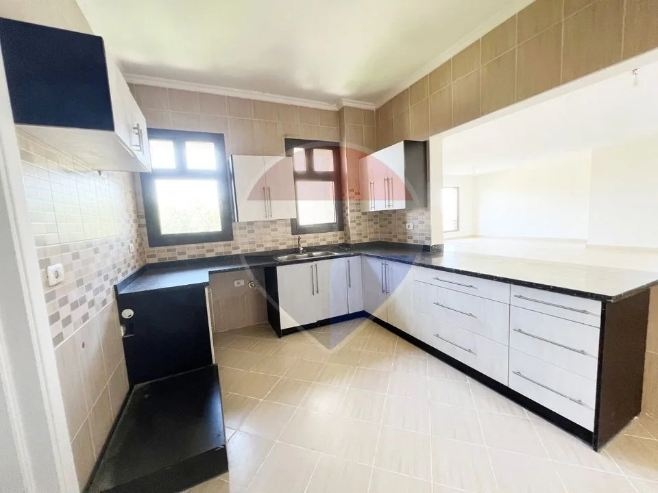 Spacious Apartment for Rent in Casa compound