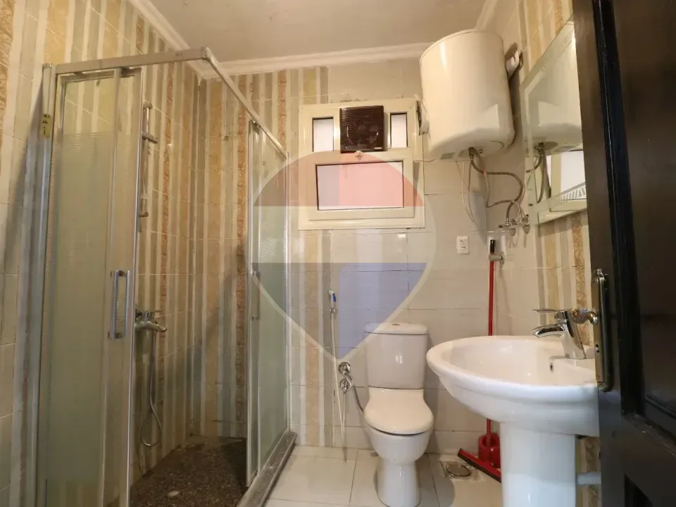 130m Fully furnished apartment in Janna Zayed 1