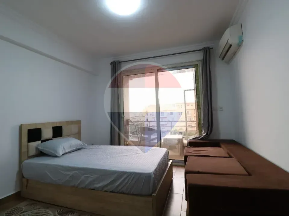 130m Fully furnished apartment in Janna Zayed 1