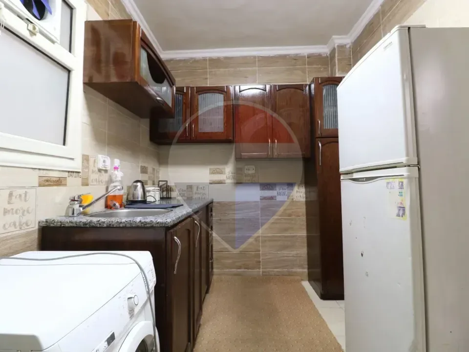 130m Fully furnished apartment in Janna Zayed 1