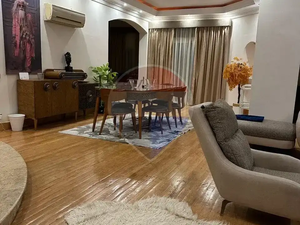 فيلا للإيجار في كمبوند بفرلي هيلز – الشيخ زايد