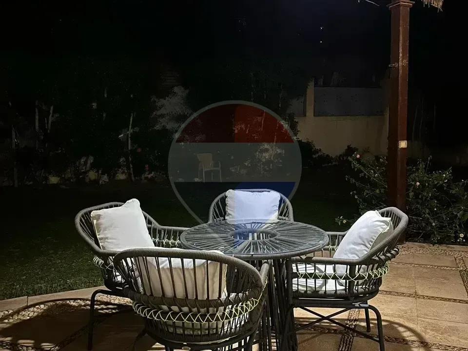 فيلا للإيجار في كمبوند بفرلي هيلز – الشيخ زايد
