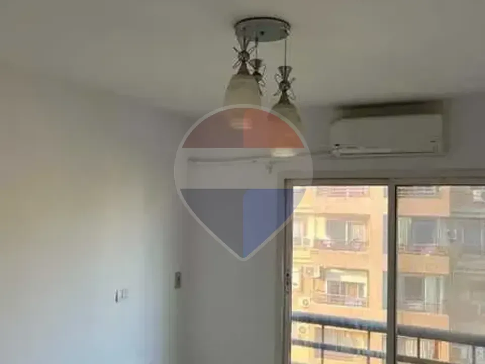 شقة