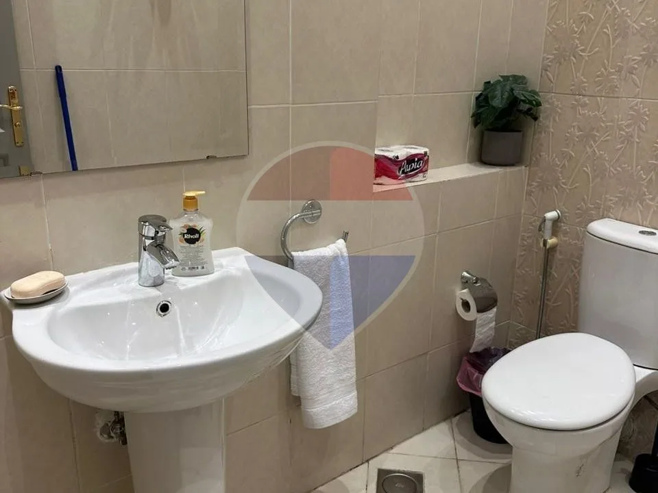 Villa for sale 1000 m in the Fifth Settlement
