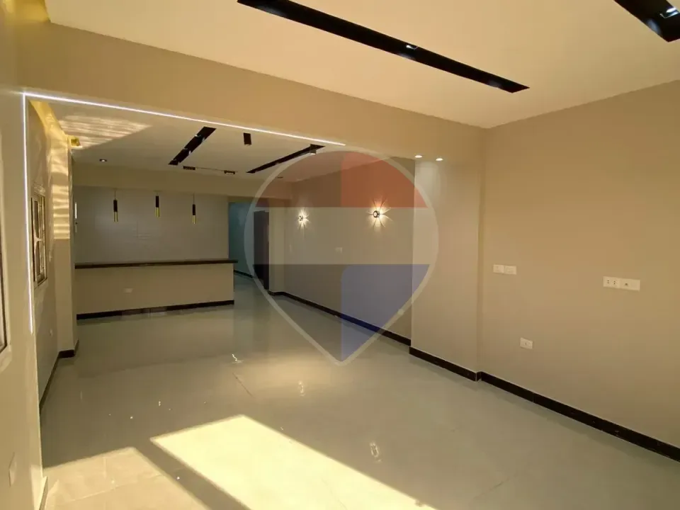 Roof Apartment for Sale in District 16