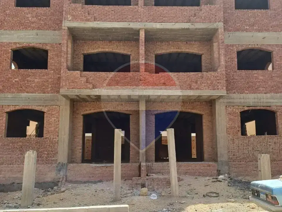 Stand alone villa for sale in the heart of El Sherouk