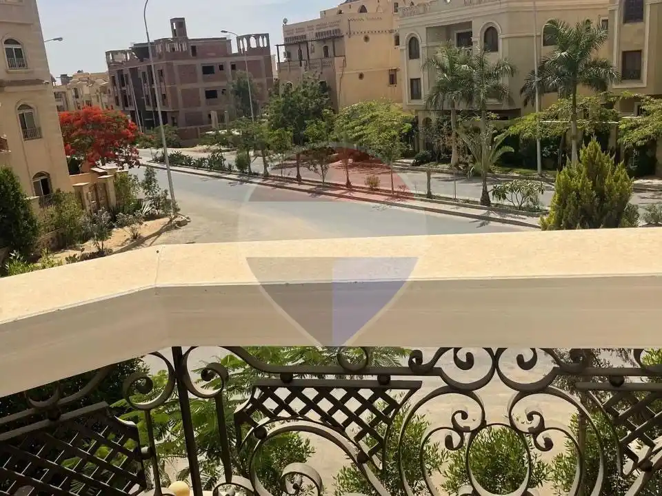 شقة