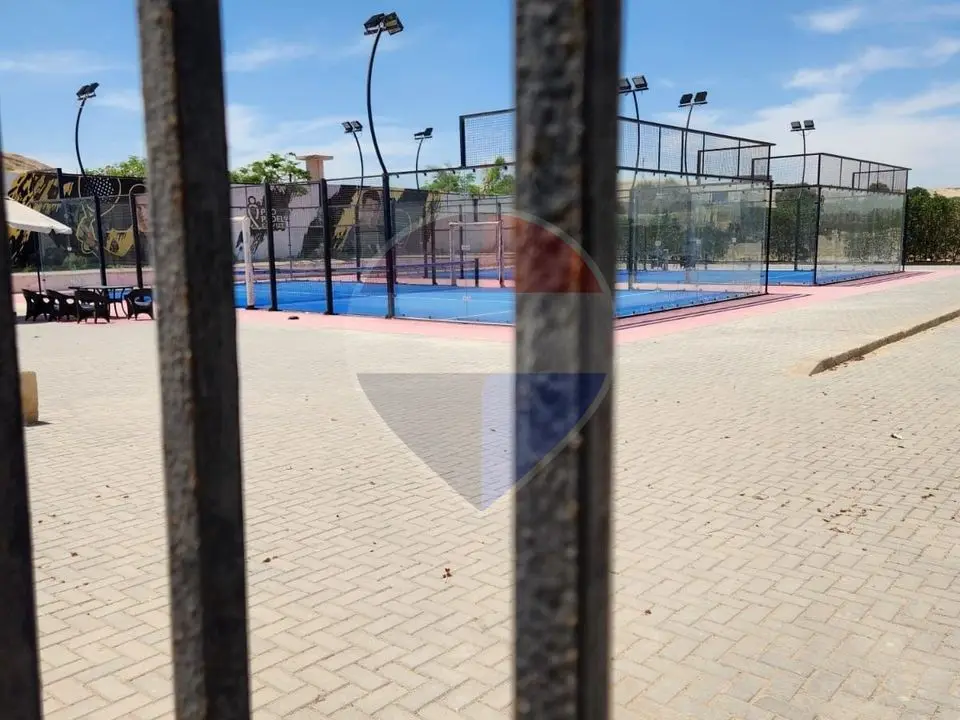 Ground duplex in le jardin For Sale