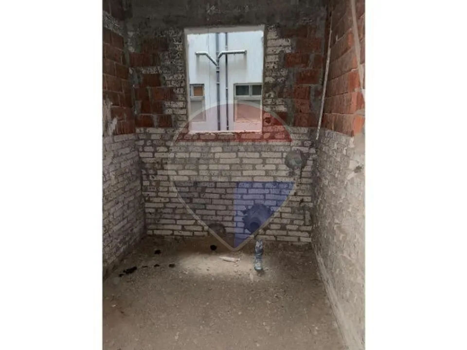 Apartment with penthouse -Less than market price