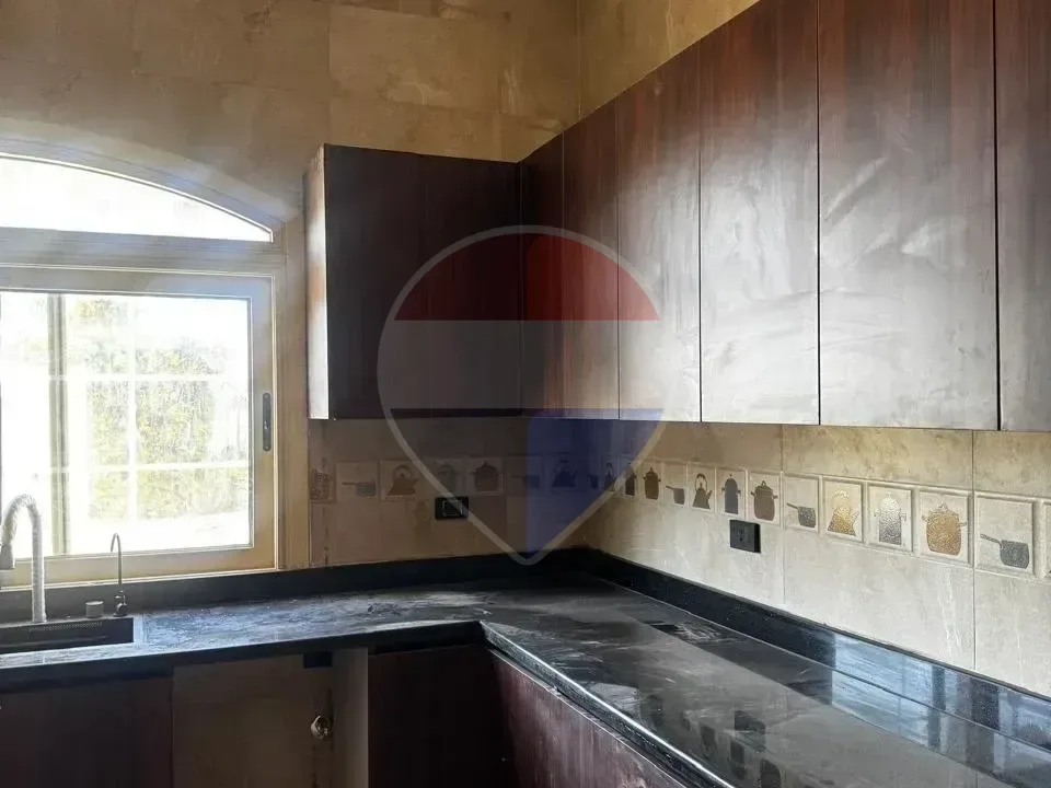 فيلا مستقلة للإيجار في فاونتن بارك – الجولدن سكوير – القاهرة الجديدة