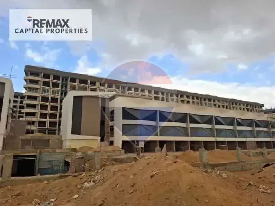 Ready for delivery commercial shop 110m, second floor, corner in the New Administrative Capital