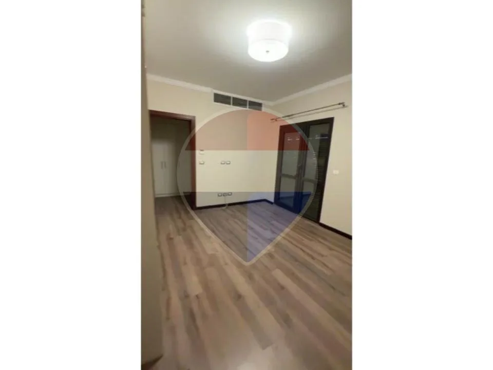 Fully Finished Apartment with Appliances -Westown