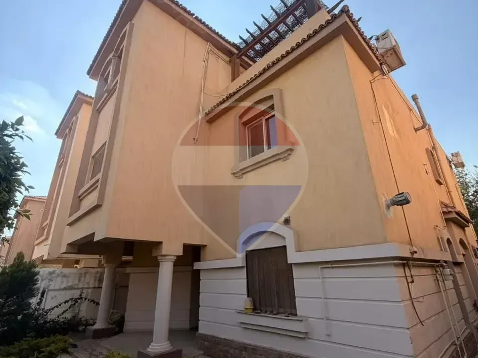 Twin House