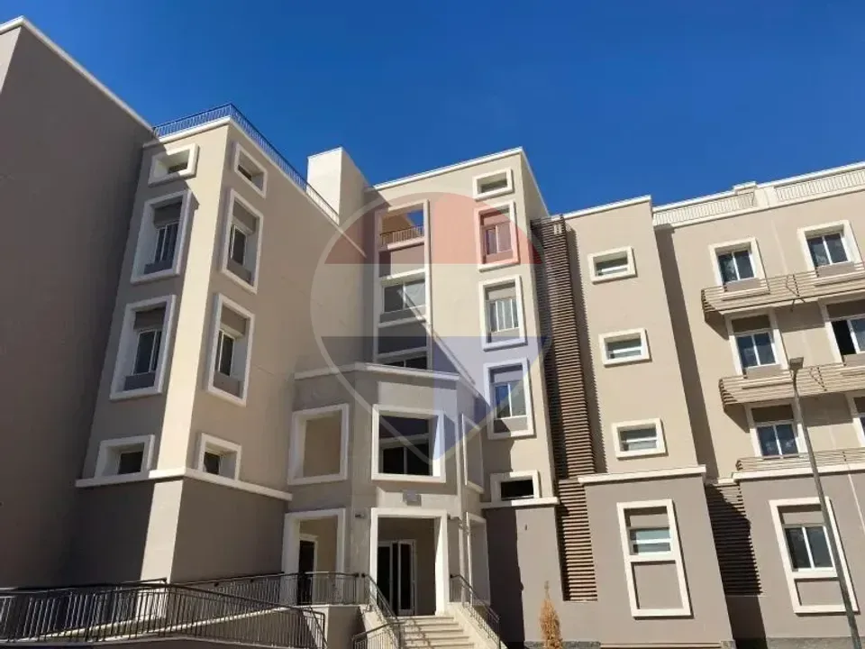 Prime location penthouse in October plaza sodic