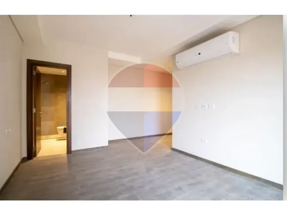 Apartment with amazing view in Zed West