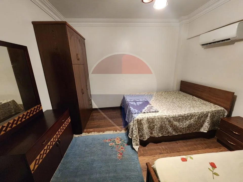شقة للإيجار في الحي الثالث