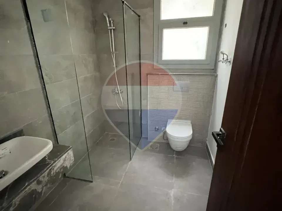 تاون هاوس ميدل تشطيب مودرن اول سكن في بالم باركس