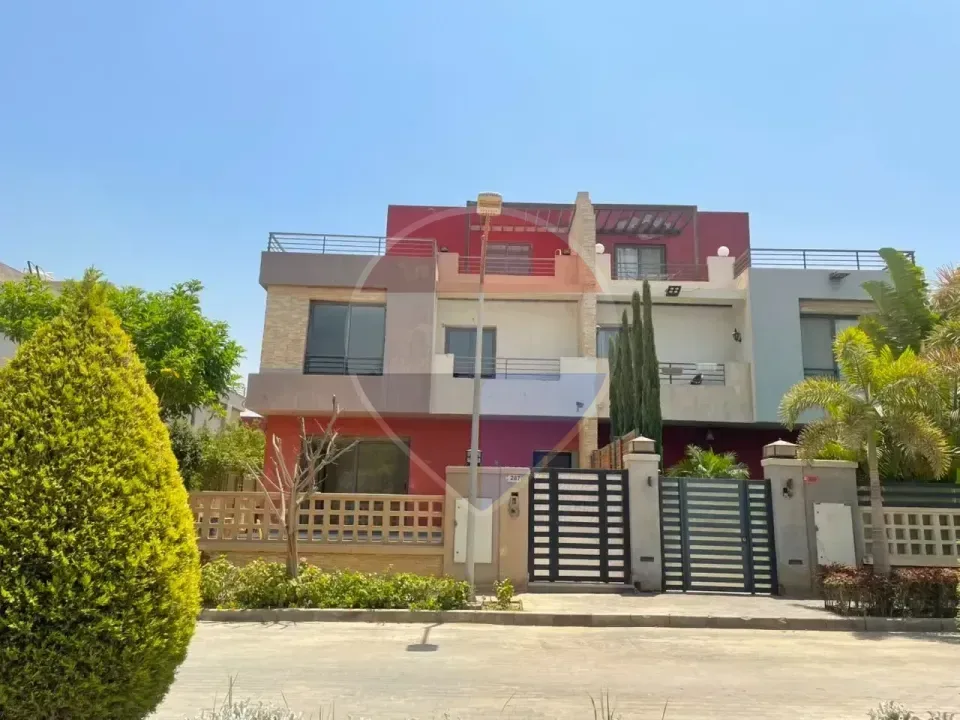 Villa for Rent in Reem Residence | Spacious Layout