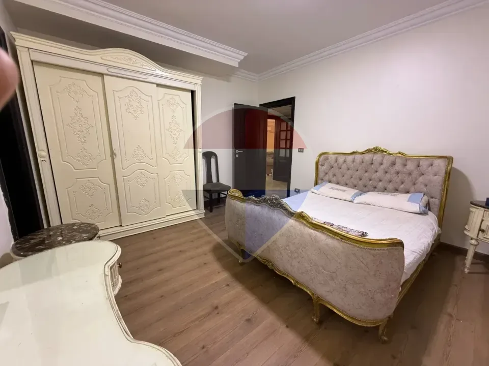 Apartment for Rent in Dreamland with Large Terrace