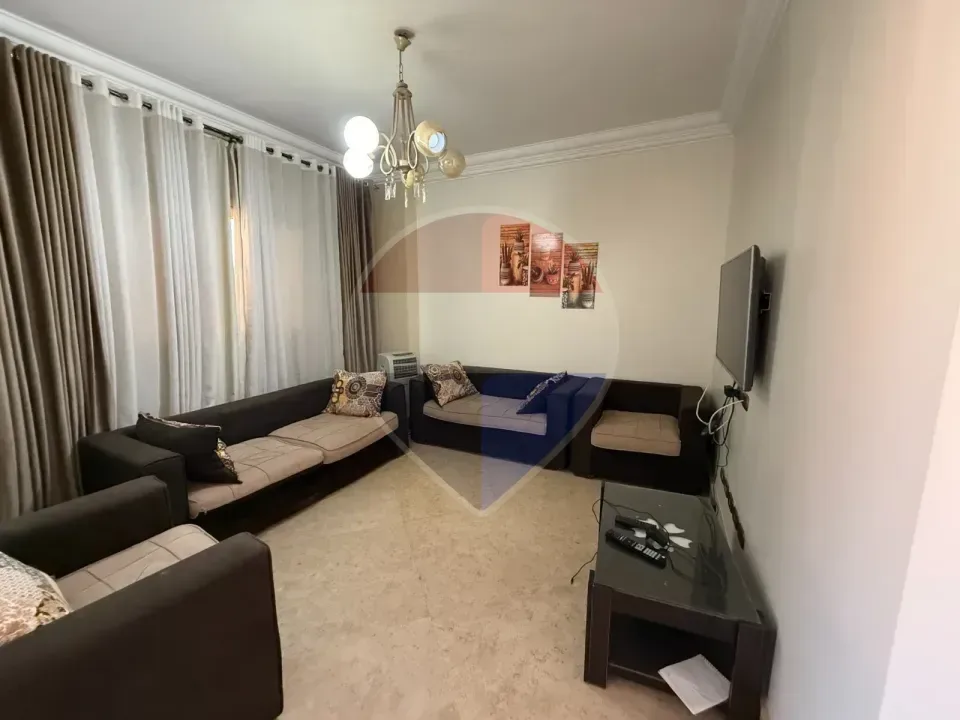 Apartment for Rent in Dreamland with Large Terrace