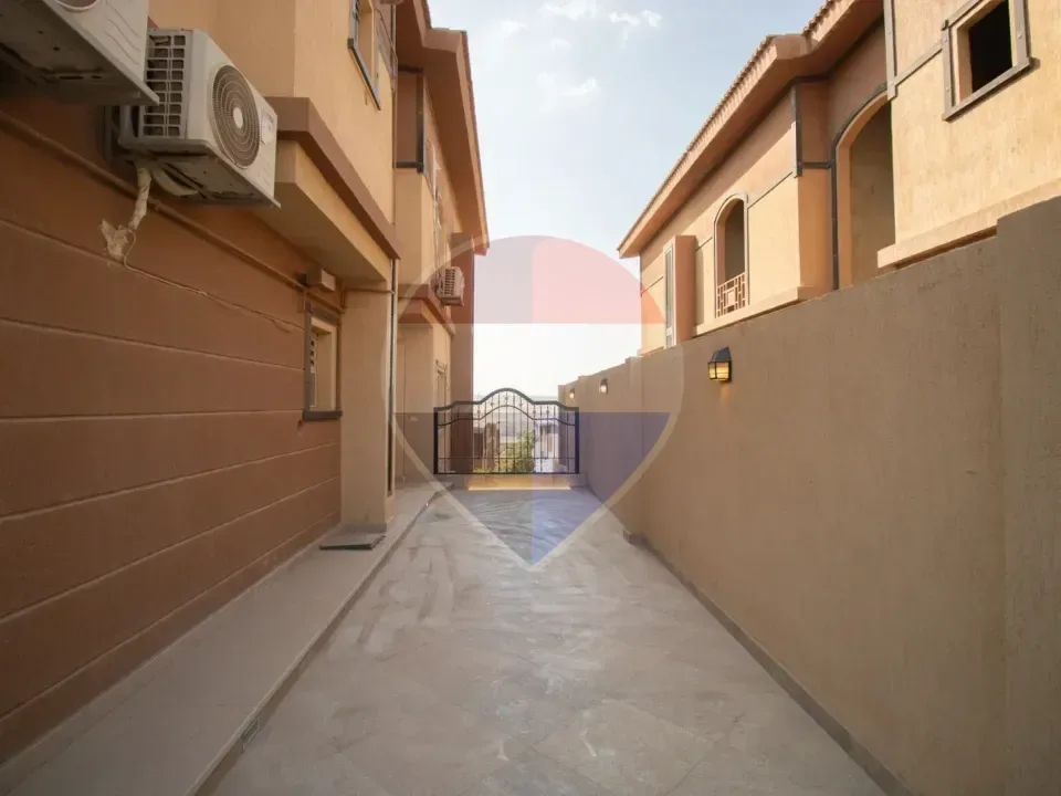 Twin House