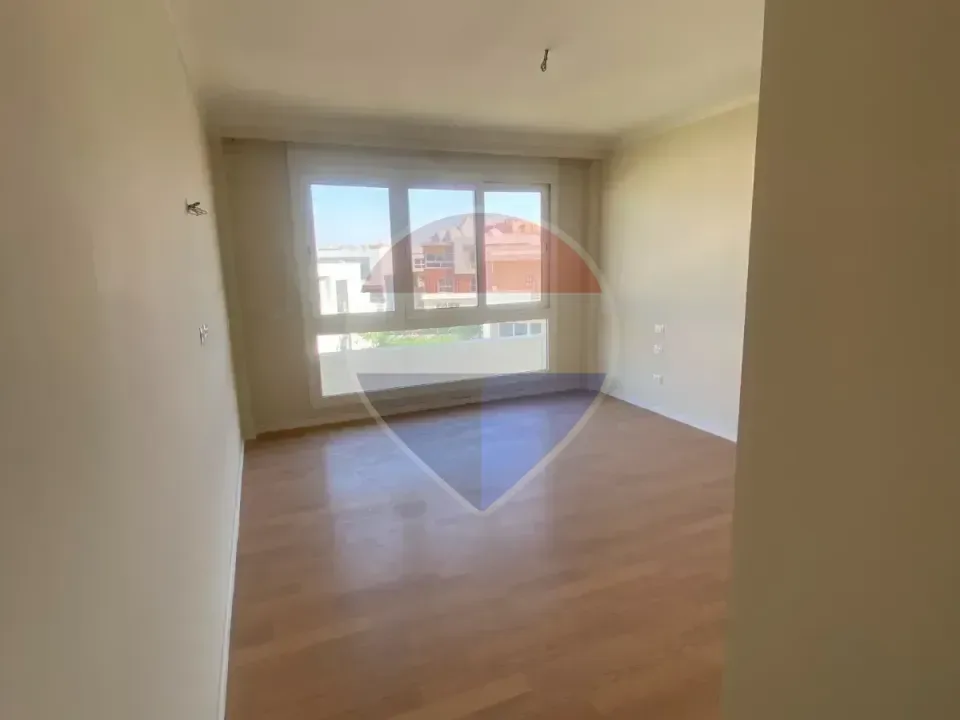 شقة اول سكن فيو لاندسكيب والاهرامات