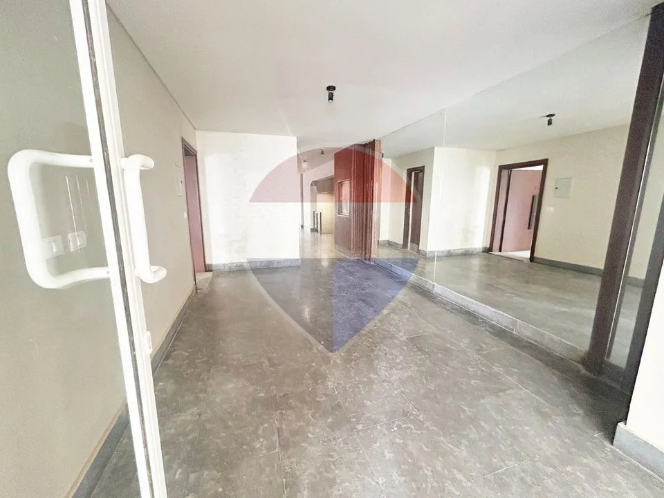 Ground floor apartment with private garden for rent