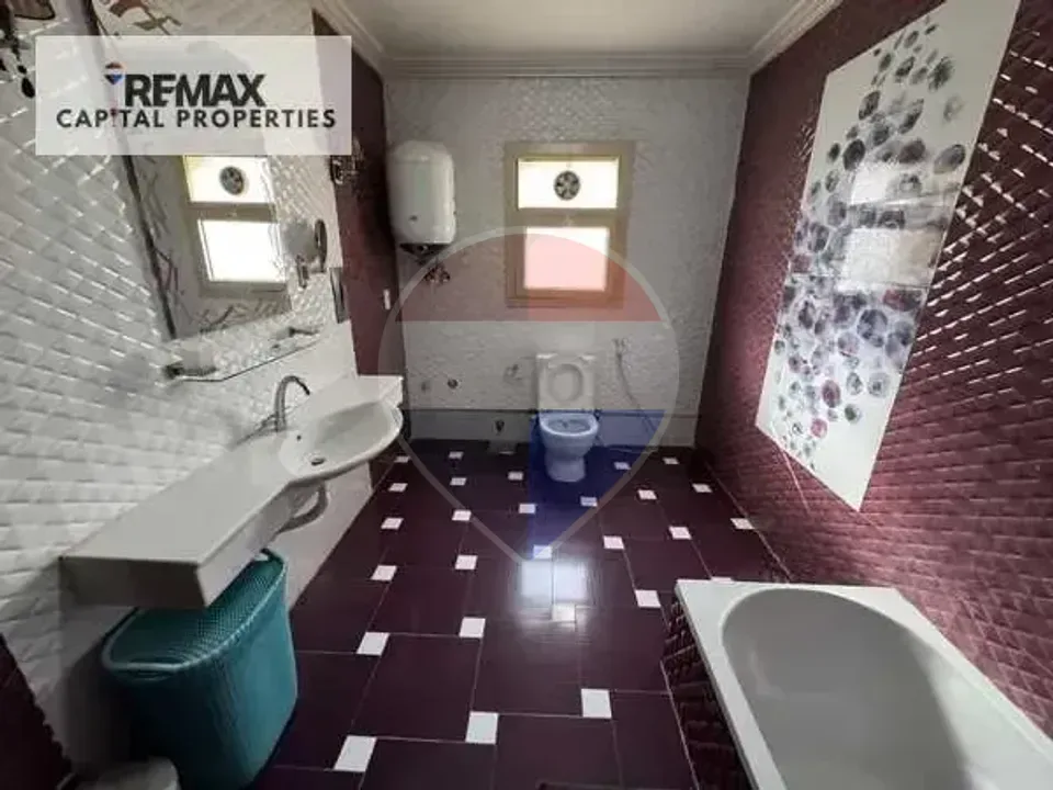 Full floor apartment in a villa, furnished, for rent to families, ultra-super deluxe finishing - Al Narges