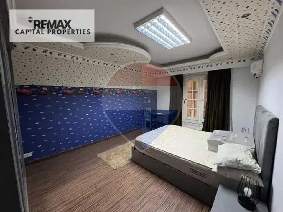 Full floor apartment in a villa, furnished, for rent to families, ultra-super deluxe finishing - Al Narges