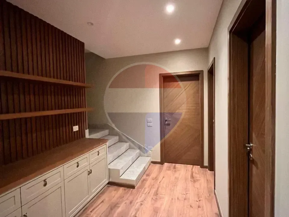 Luxurious townhouse in Palm Hills with best price