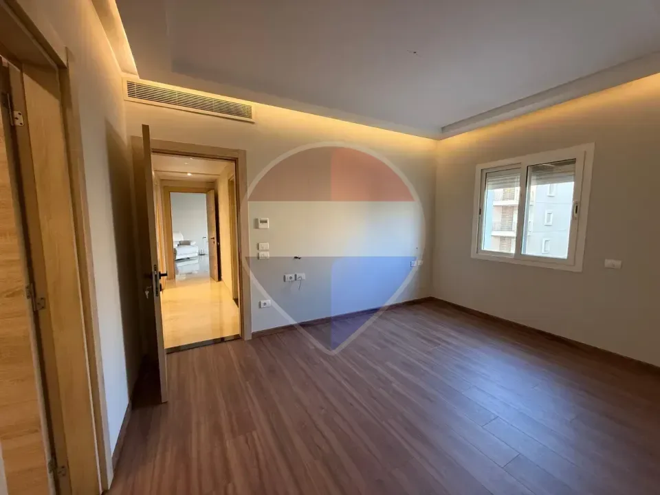 Fully finished apartment for rent in October Plaza